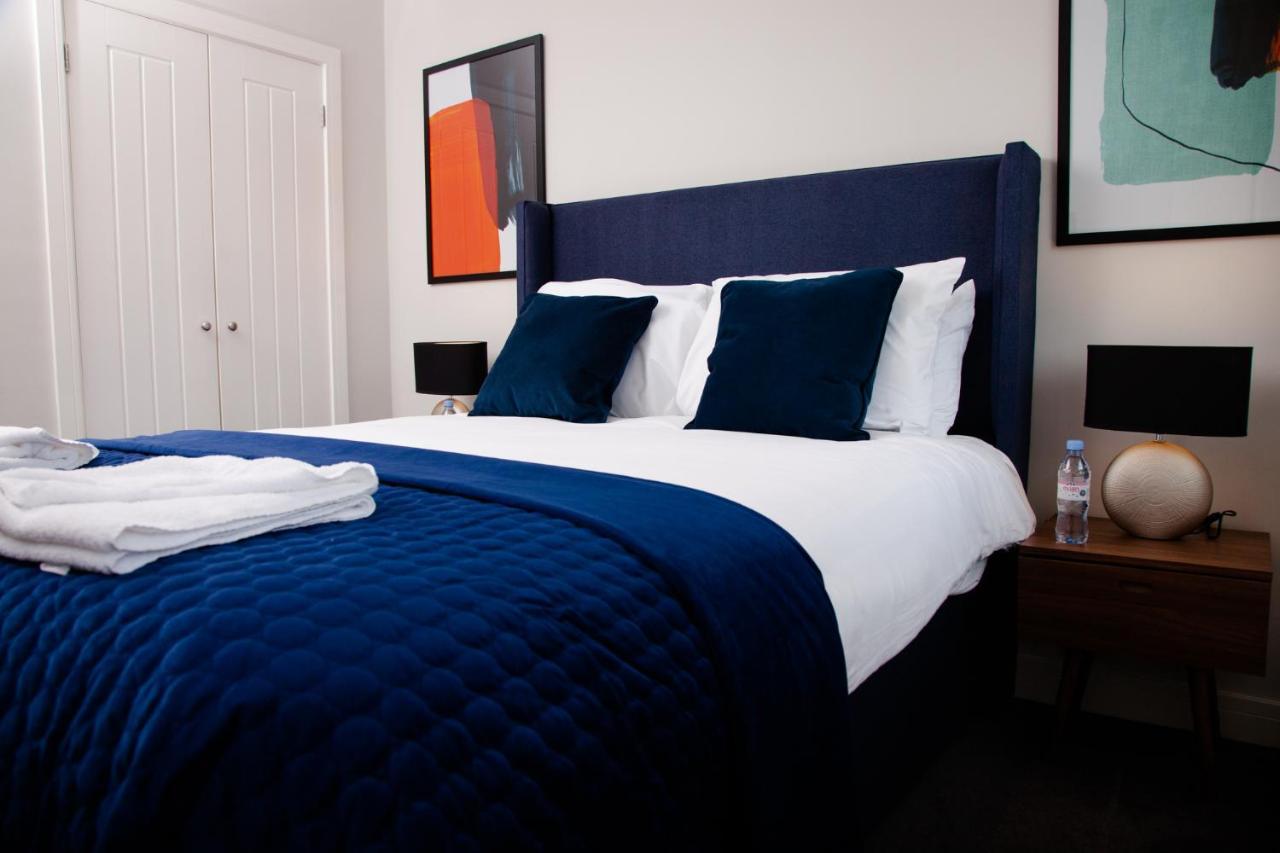 High Life Serviced Apartments - Old Town Суиндон Экстерьер фото