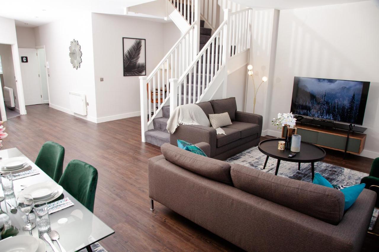 High Life Serviced Apartments - Old Town Суиндон Экстерьер фото
